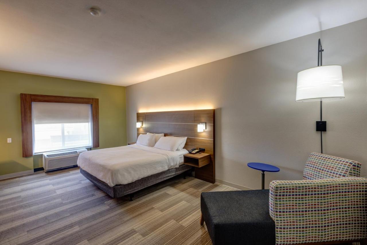 Holiday Inn Express Hotel & Suites Shelbyville By Ihg Ngoại thất bức ảnh
