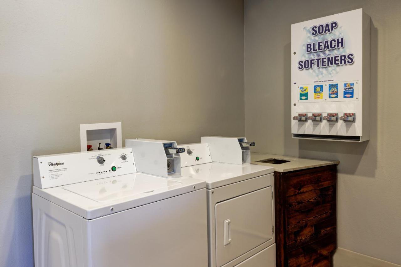Holiday Inn Express Hotel & Suites Shelbyville By Ihg Ngoại thất bức ảnh