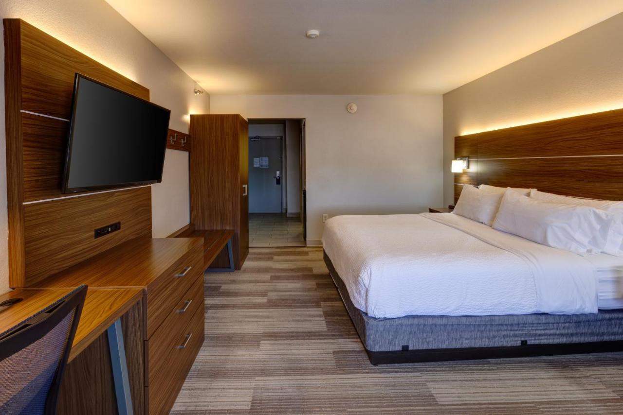Holiday Inn Express Hotel & Suites Shelbyville By Ihg Ngoại thất bức ảnh