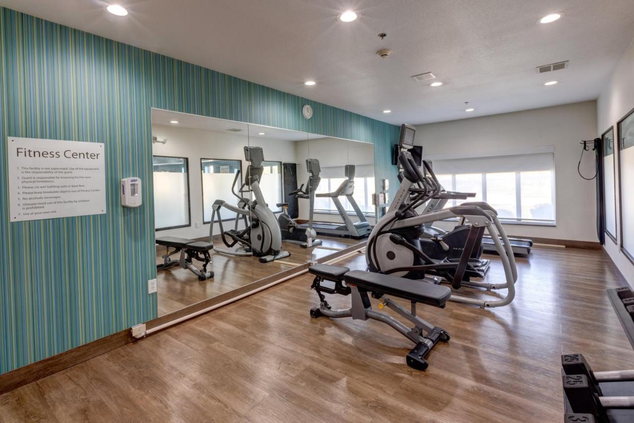 Holiday Inn Express Hotel & Suites Shelbyville By Ihg Ngoại thất bức ảnh