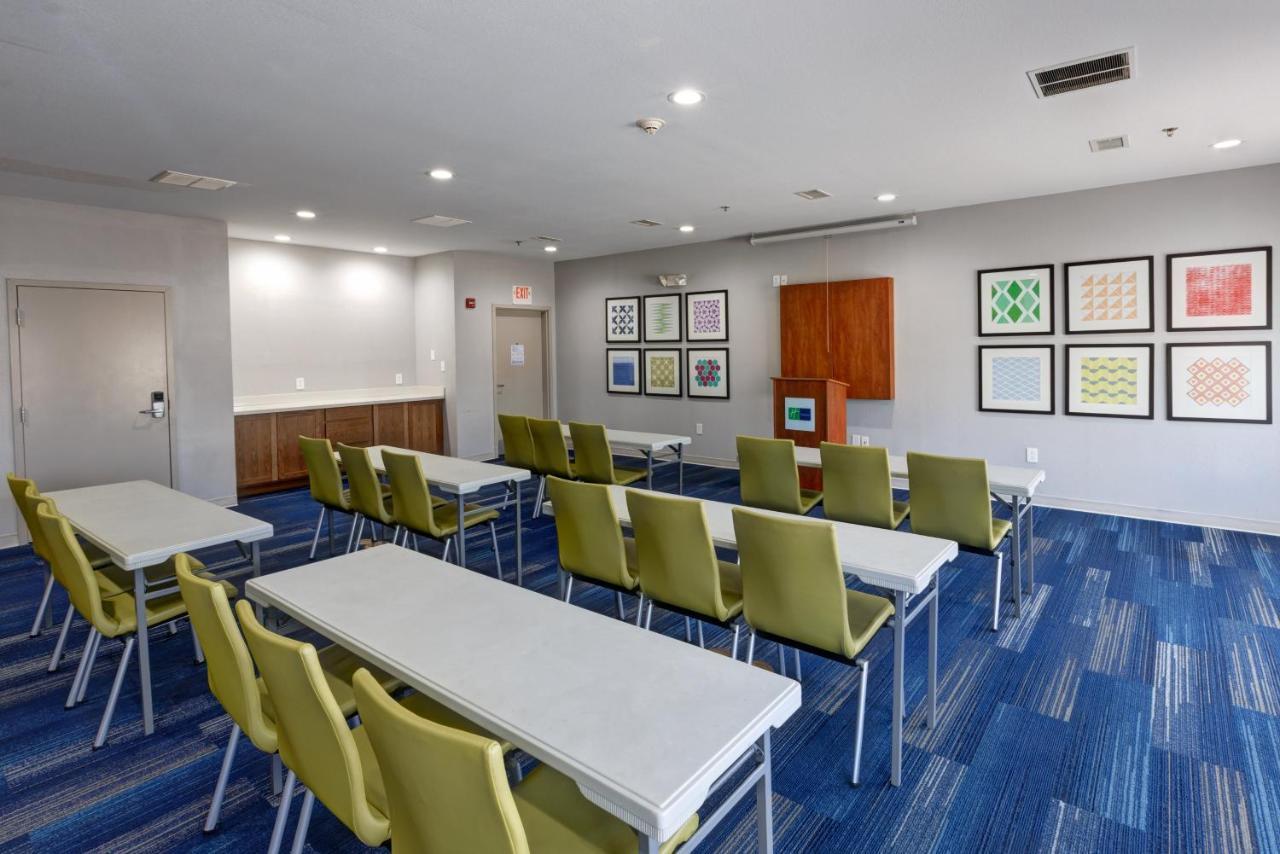Holiday Inn Express Hotel & Suites Shelbyville By Ihg Ngoại thất bức ảnh