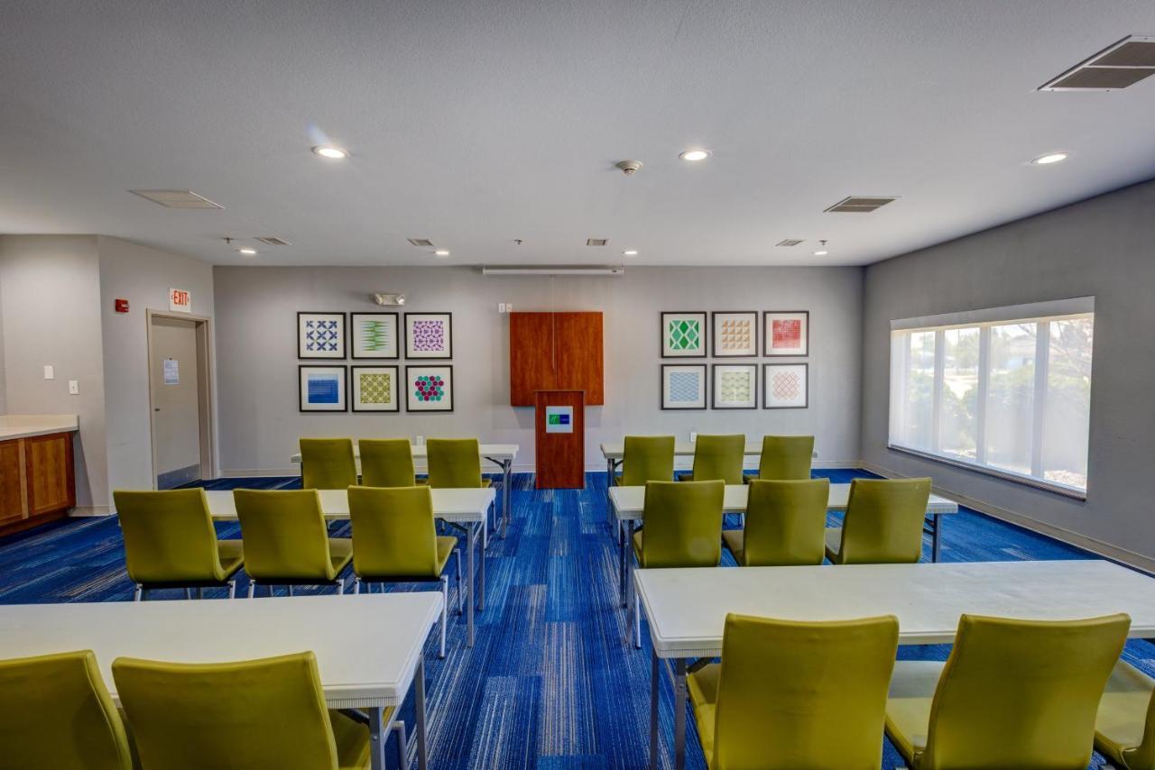 Holiday Inn Express Hotel & Suites Shelbyville By Ihg Ngoại thất bức ảnh