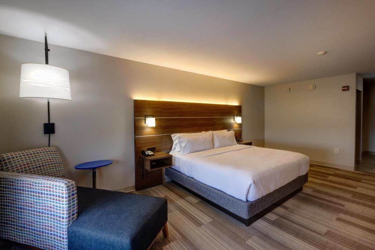 Holiday Inn Express Hotel & Suites Shelbyville By Ihg Ngoại thất bức ảnh