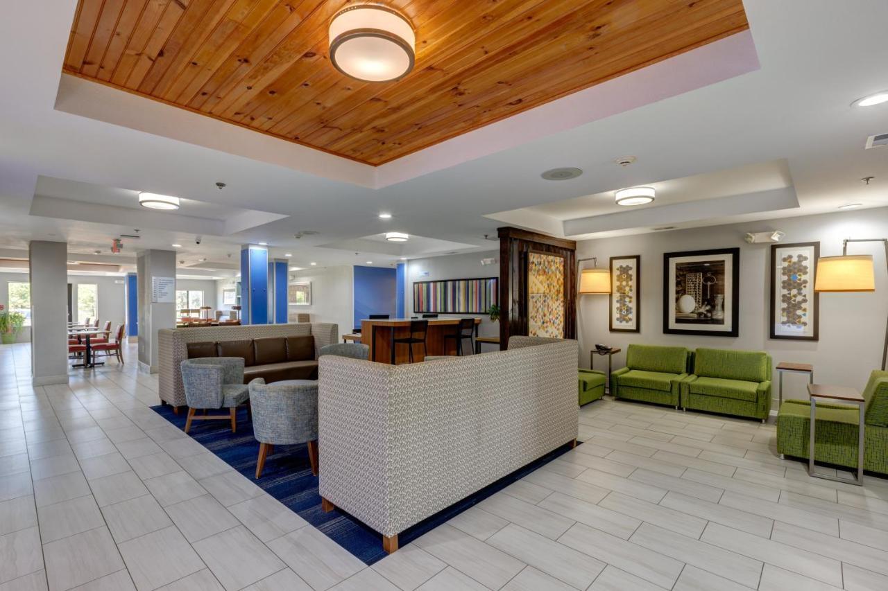 Holiday Inn Express Hotel & Suites Shelbyville By Ihg Ngoại thất bức ảnh