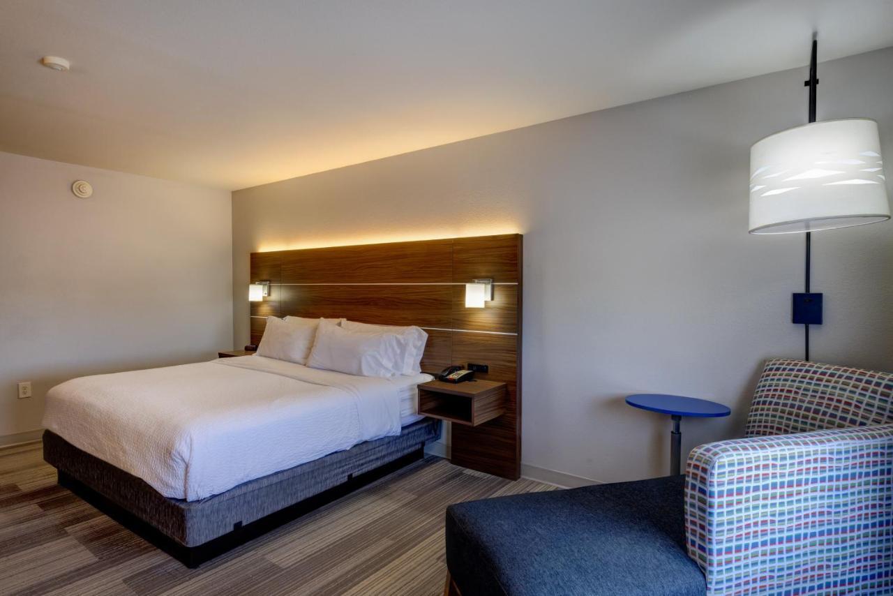Holiday Inn Express Hotel & Suites Shelbyville By Ihg Ngoại thất bức ảnh