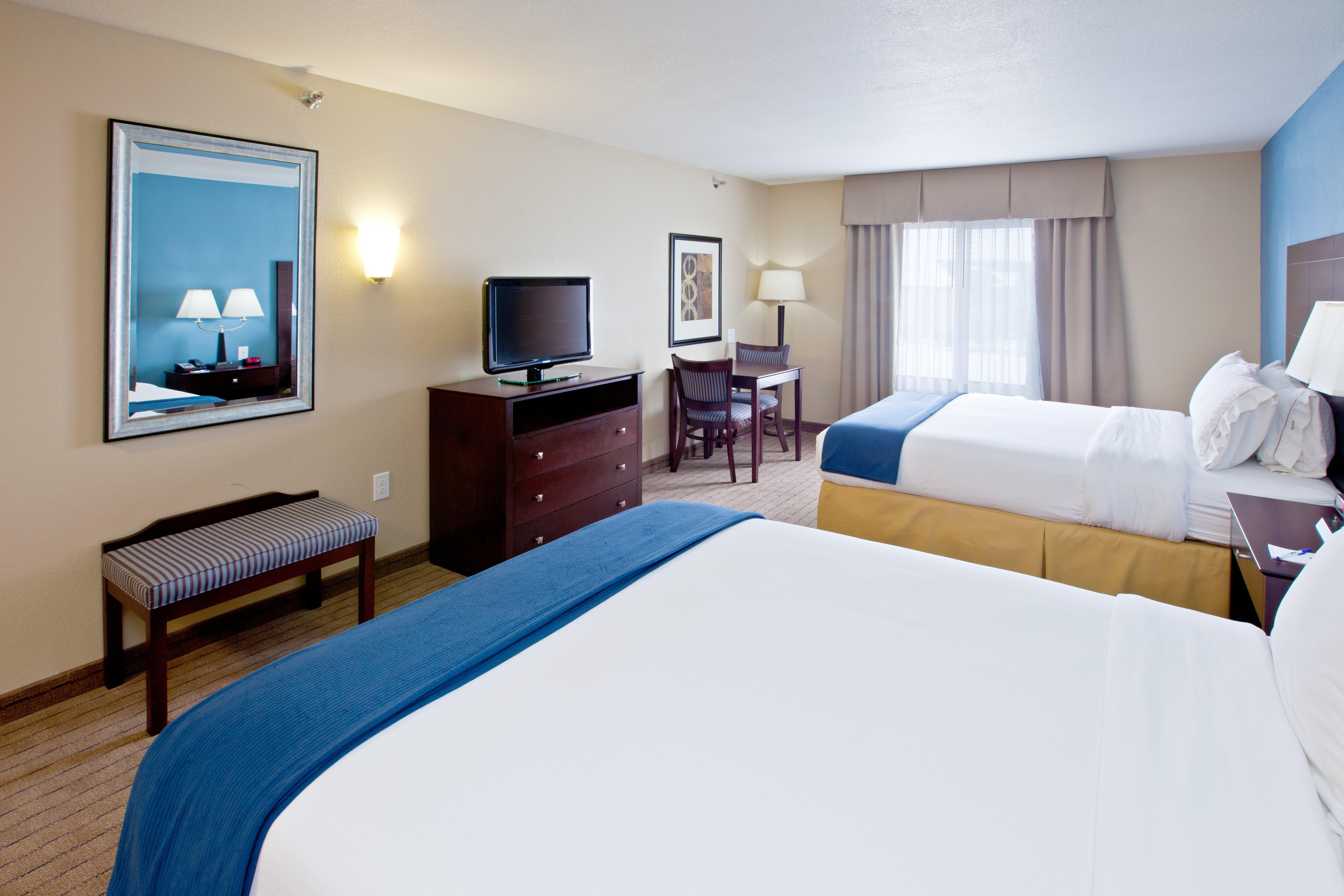 Holiday Inn Express Hotel & Suites Shelbyville By Ihg Ngoại thất bức ảnh