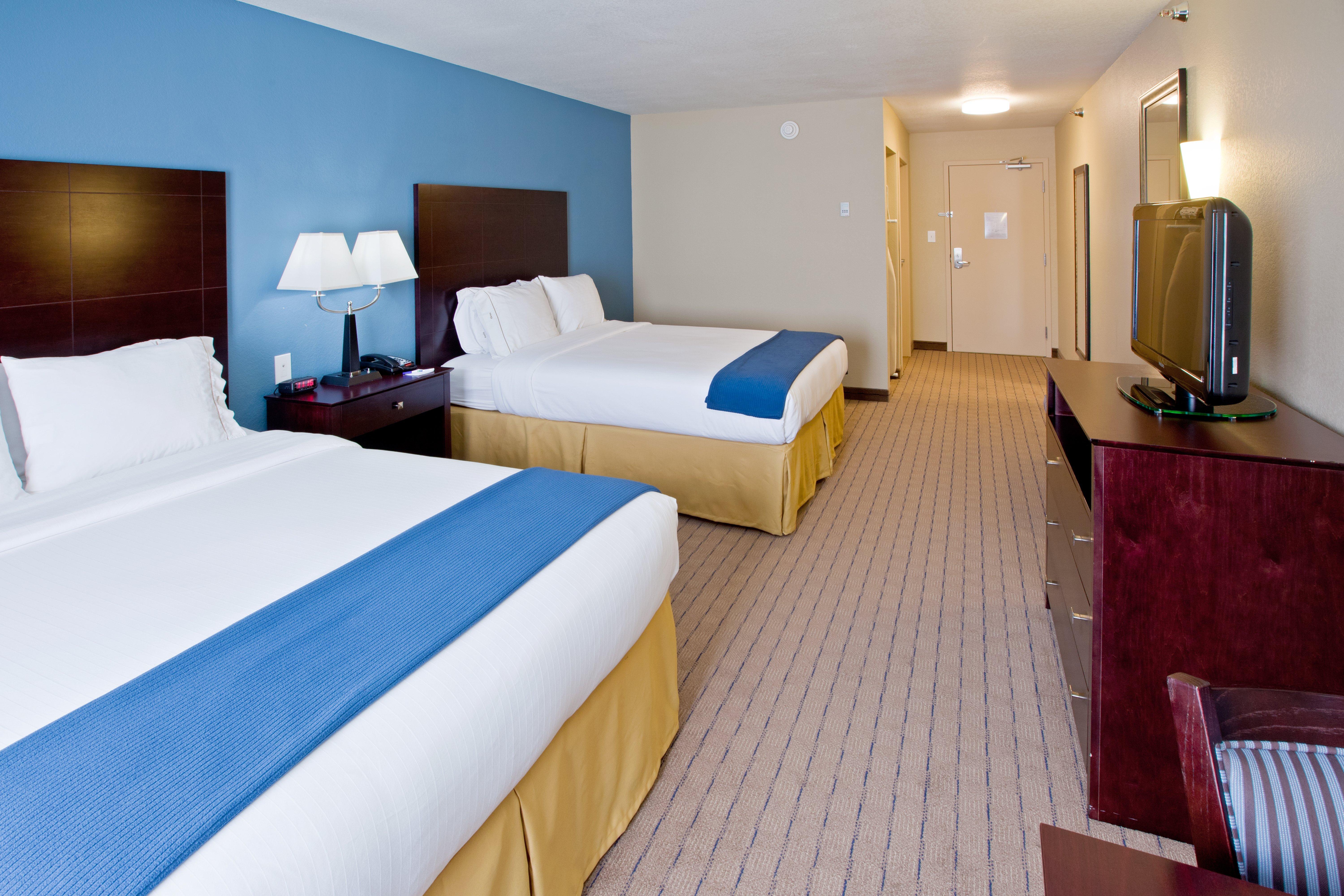 Holiday Inn Express Hotel & Suites Shelbyville By Ihg Ngoại thất bức ảnh