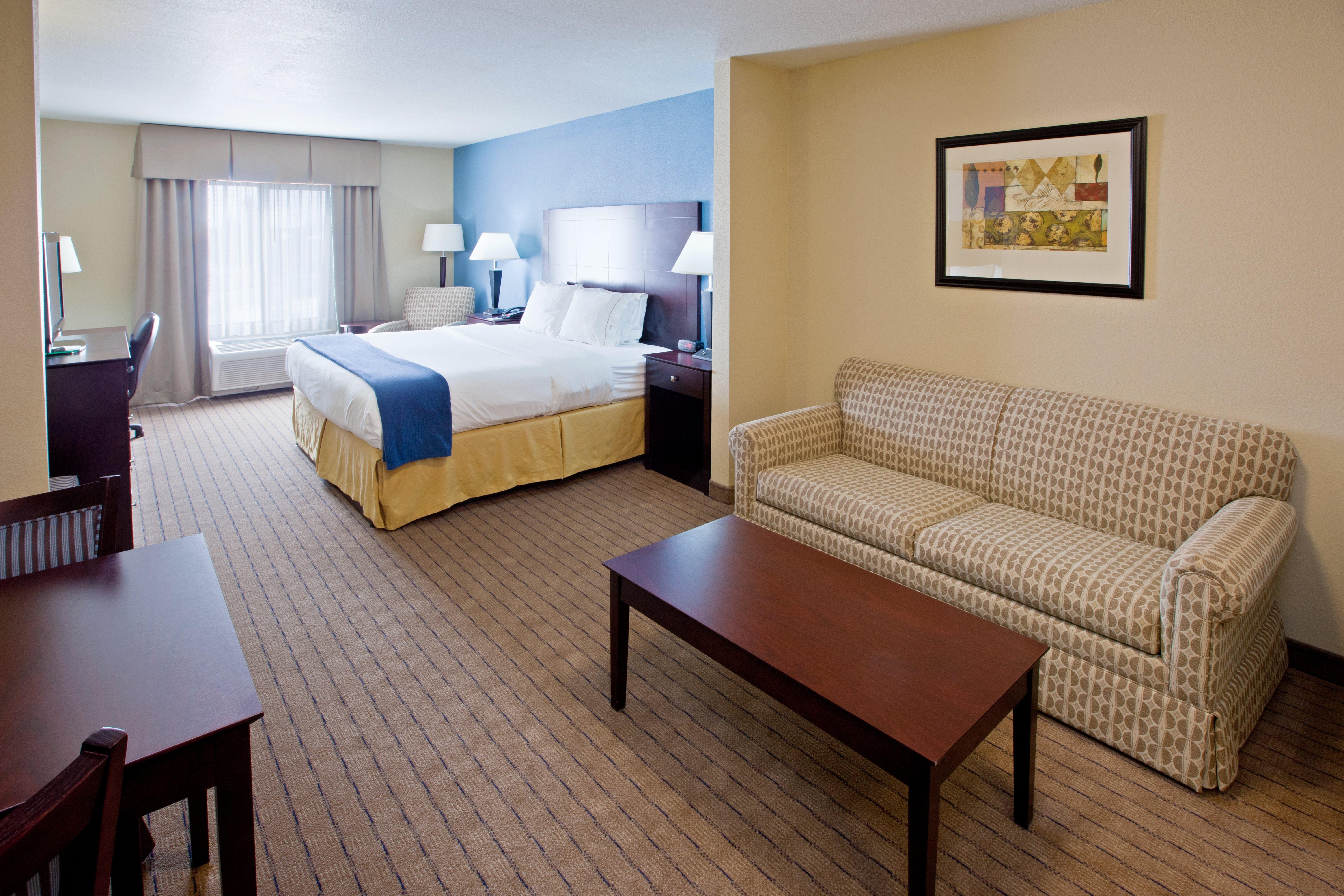 Holiday Inn Express Hotel & Suites Shelbyville By Ihg Ngoại thất bức ảnh