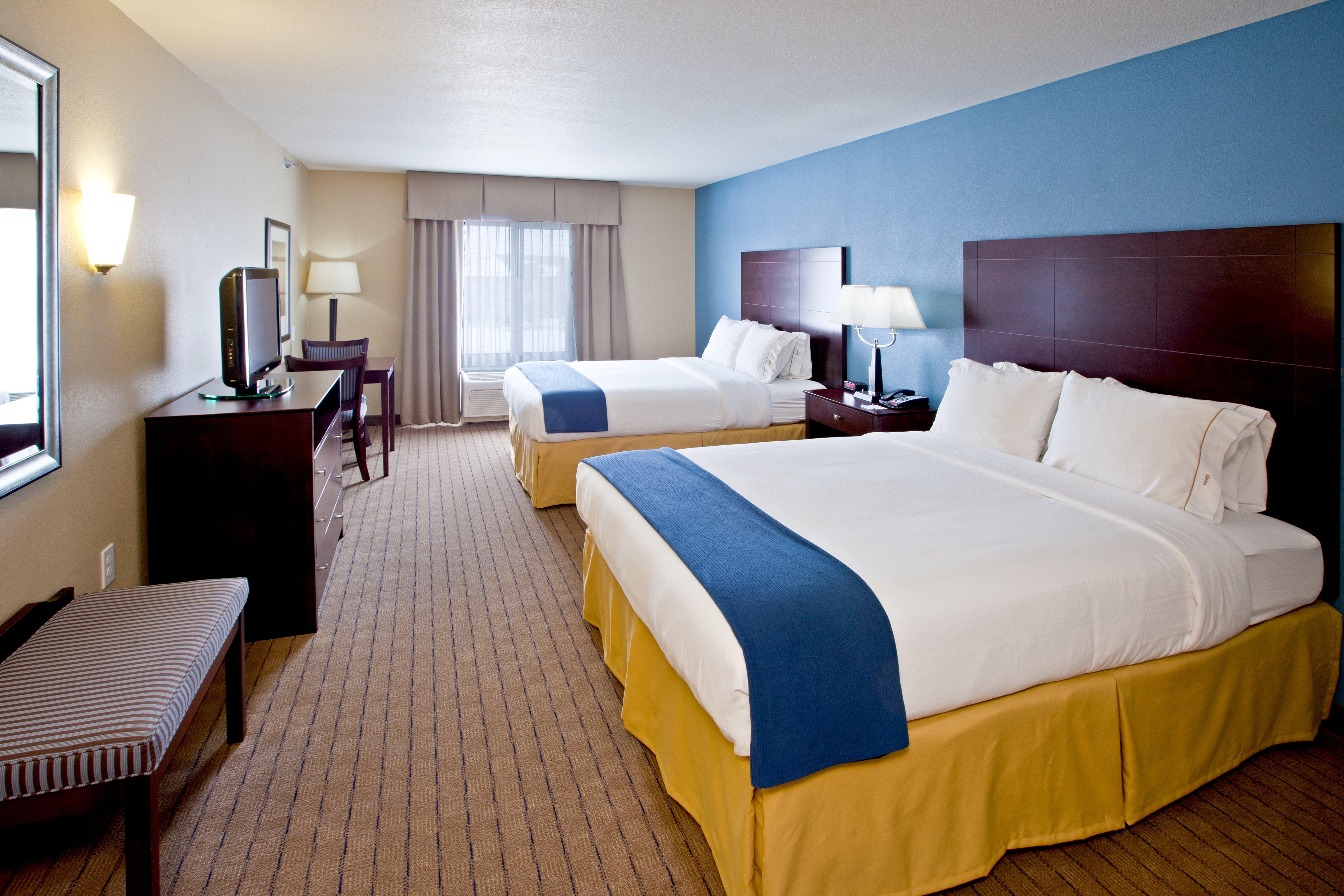 Holiday Inn Express Hotel & Suites Shelbyville By Ihg Ngoại thất bức ảnh